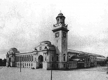 Киевский вокзал с подъёмом на смотровую часовой башни